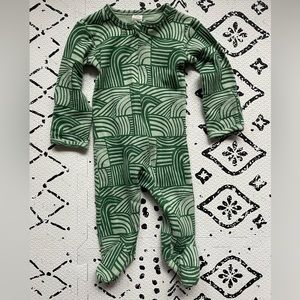 Kate Quinn Long Sleeve Zipper Footie